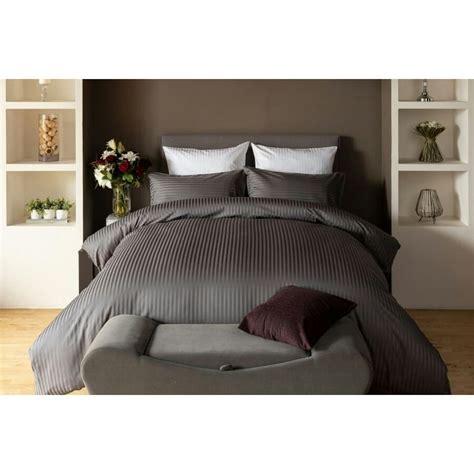 Belledorm Hotel Suite 540 Thread Count Satin Stripe Charcoal Duvet Cover Set
