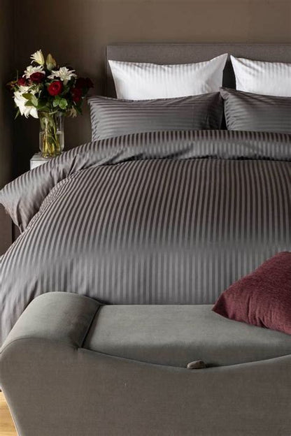 Belledorm Hotel Suite 540 Thread Count Satin Stripe Charcoal Duvet Cover Set
